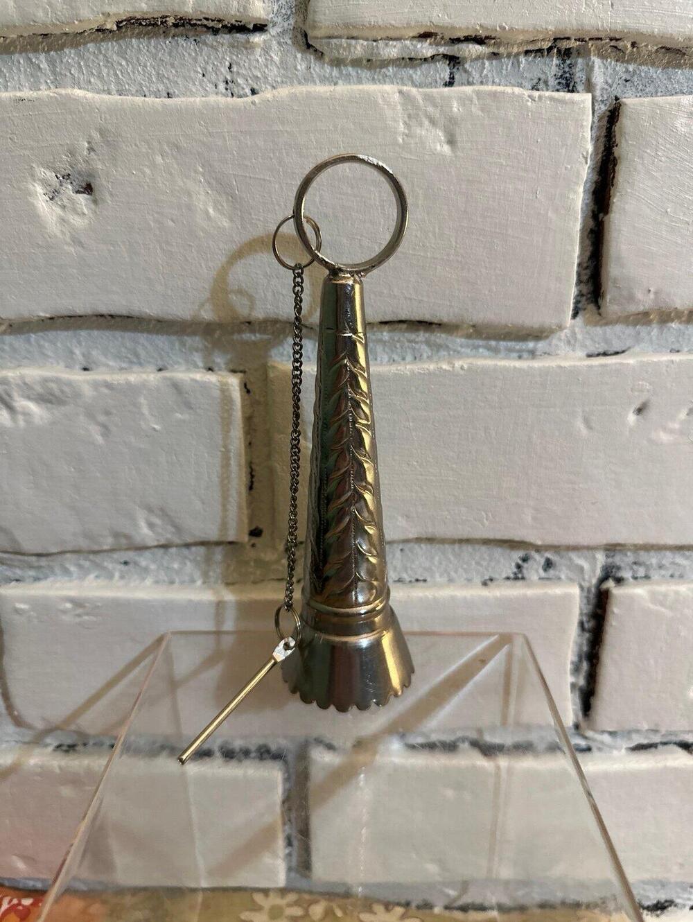 Vintage Tussie Mussie